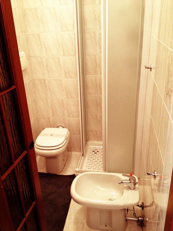 B&B Il Cortile Calolziocorte Habitación foto